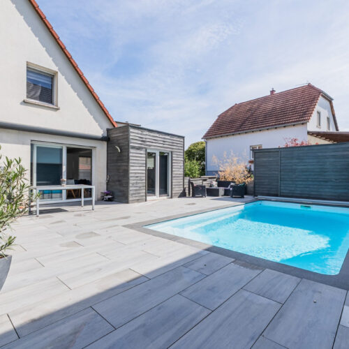 Maison contemporaine avec piscine et atelier à Westhouse
