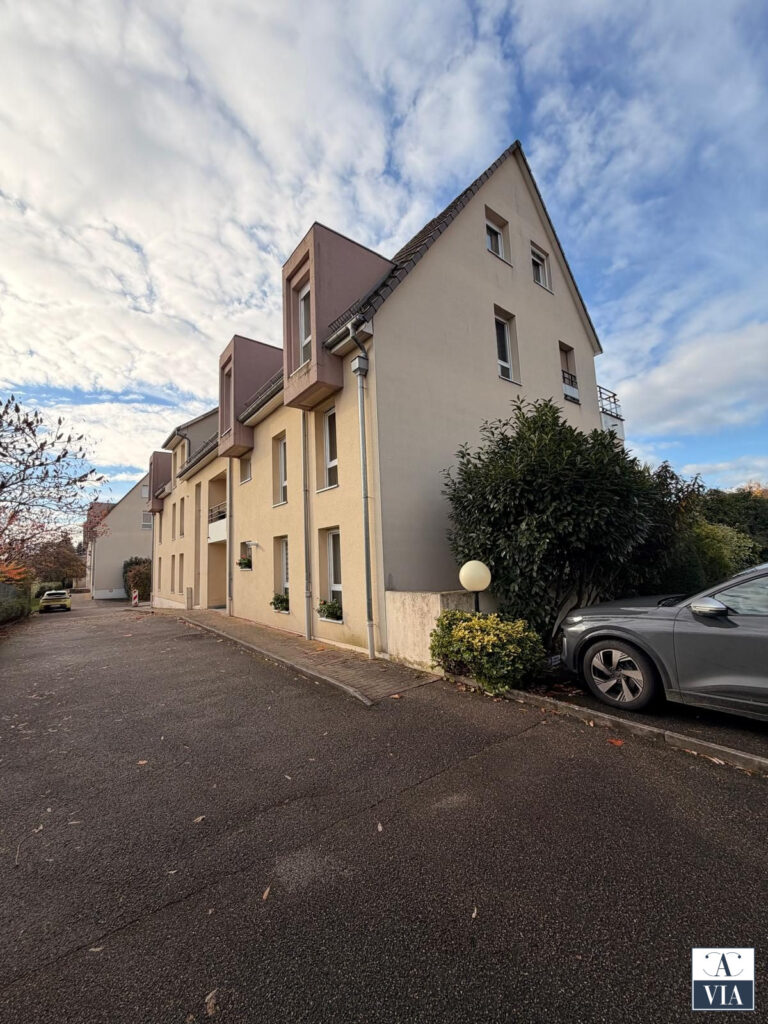 Grand appartement 3 pièces – 83