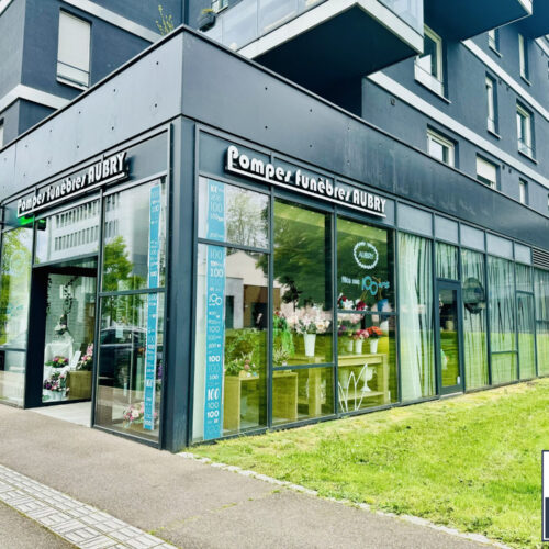 Local commercial de 92m2 face à la clinique Rhéna